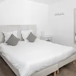 Отель Logis Restaurant La Vigotte Жирмон-Валь-д'Ажоль